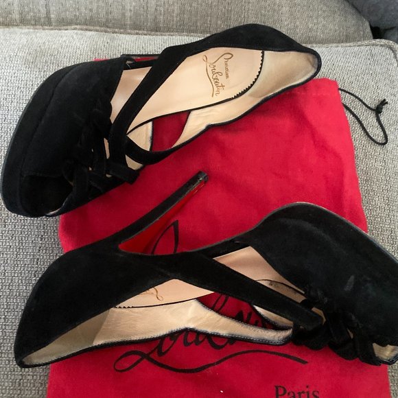 Christian Louboutin Shoes - Christian Louboutin Velvet Heels
